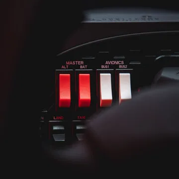 HONEYCOMB Alpha Flight Controls Steuerhorn und Schaltpanel