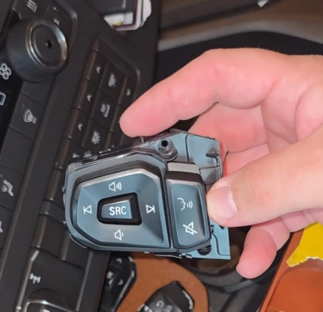 FIGURINE Scania NG Autoradio Befehlseinheit 1 Taste